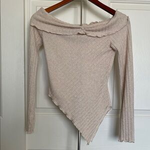 SHEIN Cream Off-Shoulder Pointed Hem Sweater